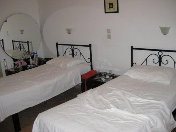 Villa Fiorita Παλαιοκαστρίτσα Δωμάτιο φωτογραφία