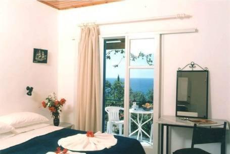 Villa Fiorita Παλαιοκαστρίτσα Δωμάτιο φωτογραφία